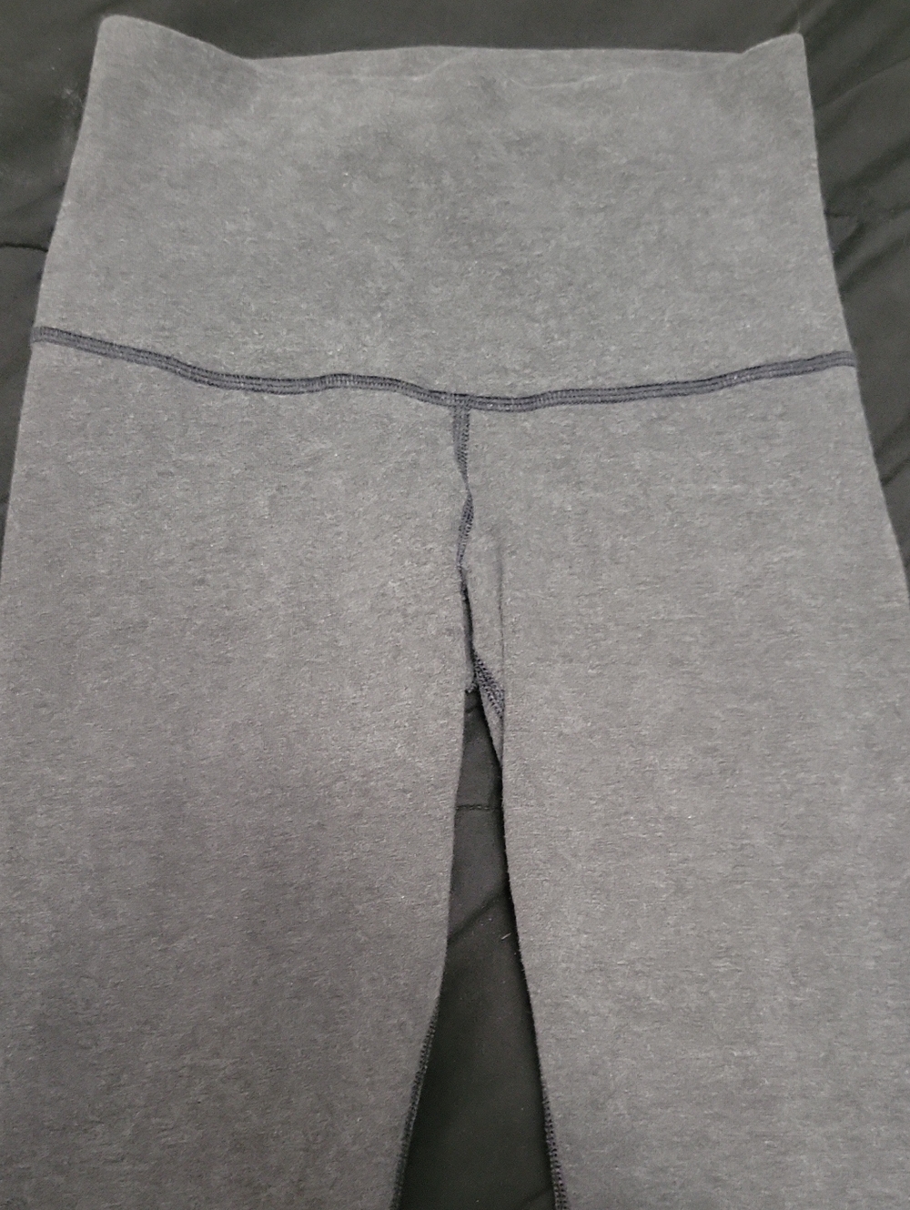 Lululemon Size 4 Align No Line Seamless Waist Yoga Pants - Grey Tall